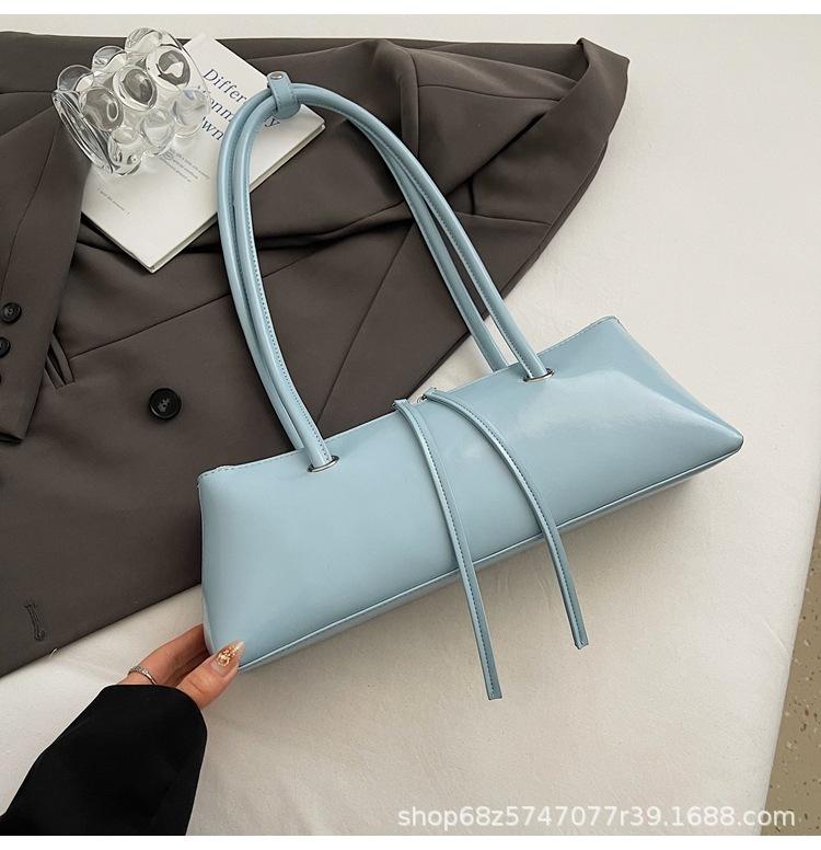 

Underarm bag women 2025 new Korean version trendy fashion shoulder bag simple and versatile high sense niche hand bag women синий