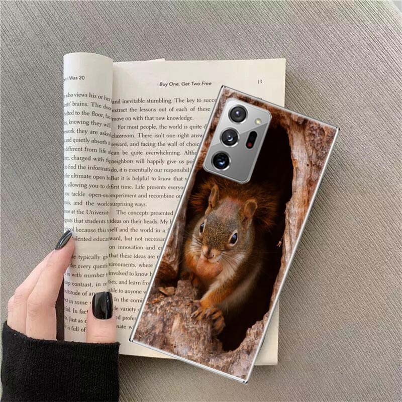Forest Squirrels Foraging For Food Phone Case For Samsung Galaxy S25 Edge S24 S23 FE S22 S26 Ultra S21 S20 S10 Plus Capa Soft