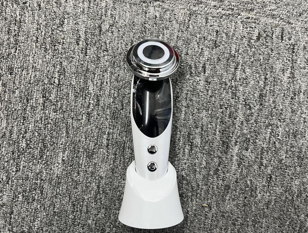 7-in-1 Cross-Border Beauty Facial Lifting & Cleansing Device