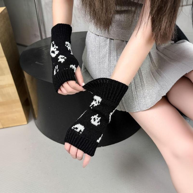 New Halloween Skull Knitted Gloves For Half Finger Fingerless Gloves Warm Winter Wool Gloves Outdoor