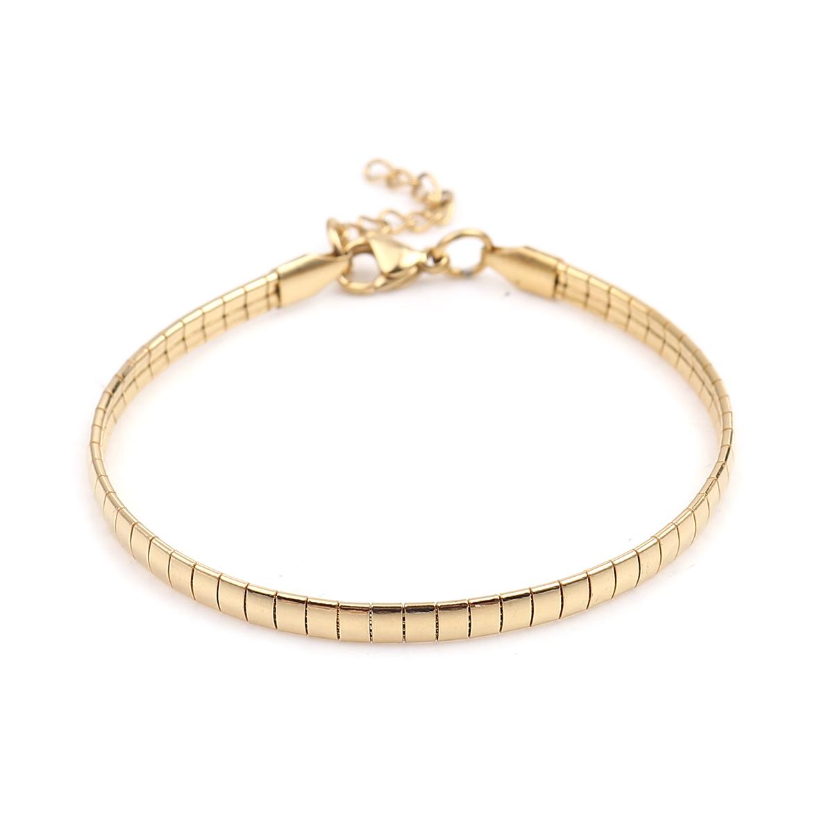 

Fashion 304 Stainless Steel Bracelets Gold Color Snake Chain Bracelets For Women Men Vintage Jewelry Gifts 18.5cm long , 1 Piece 18.5cm