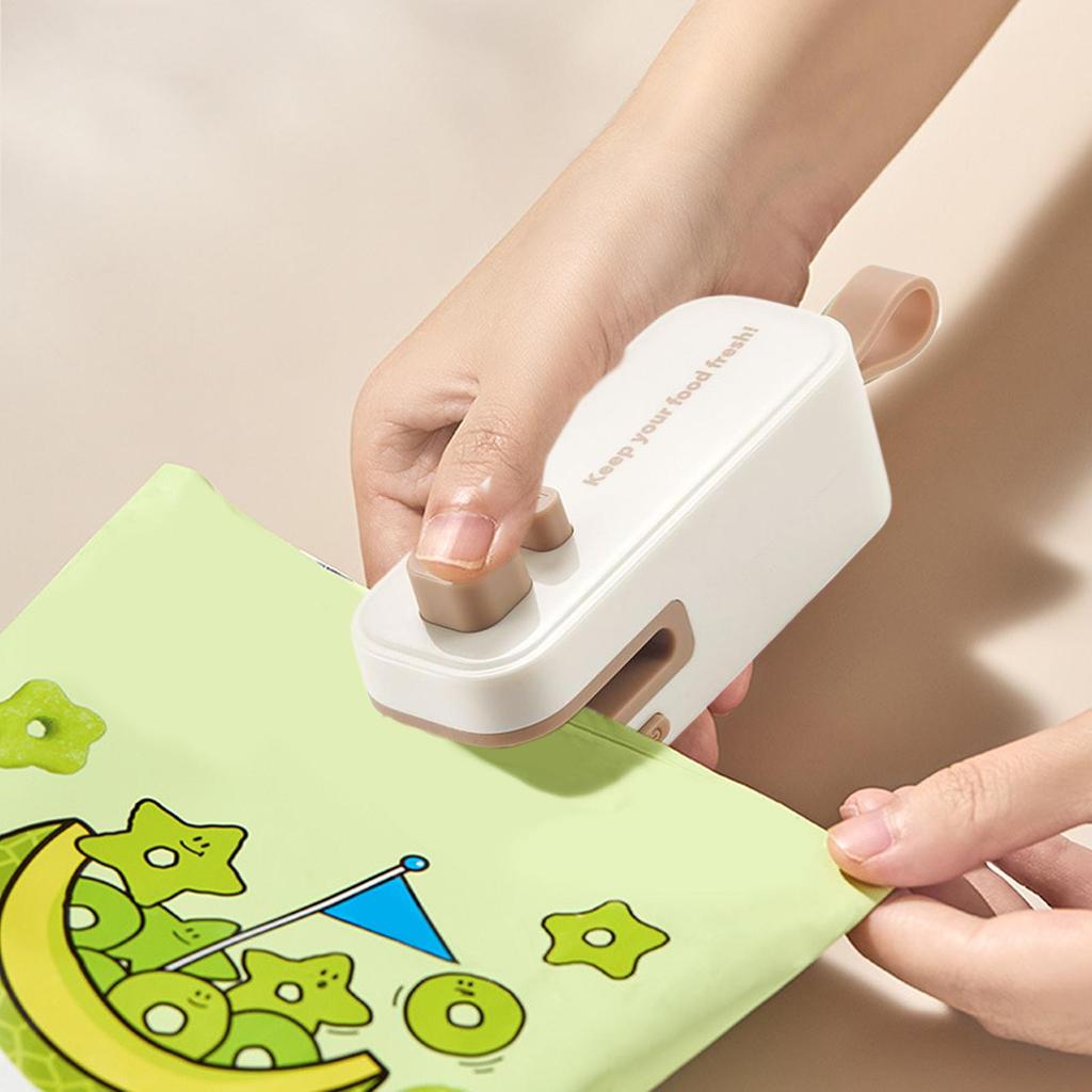Refrigerator magnetic sealing clips Mini Bag Sealing Tool small portable handheld sealing machine Kitchen Special Tools