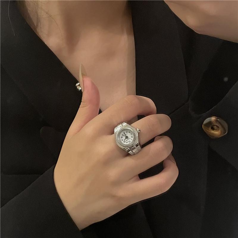 Creative Alloy Vintage Y2K Finger Watch Rings for Women Men Elastic Stretchy Roman Quartz Mini Watches Rings Punk Anillos Gift