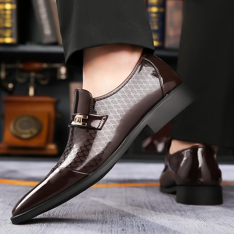 Fashion Pointed Toe Shiny Leather Formal Shoes Men'sWedding Party Work Loafers Lightweight Business Casual Shoes for Men New Dress Shoes