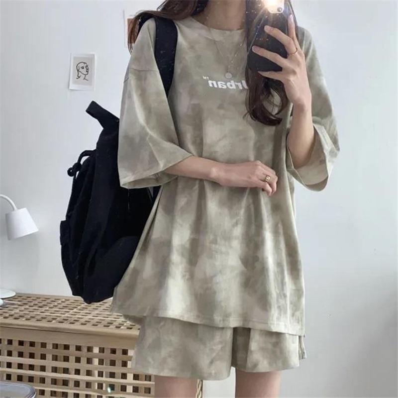 Women's Tie Dye Two Piece Set Urban Print Casual T-Shirt And Shorts Set