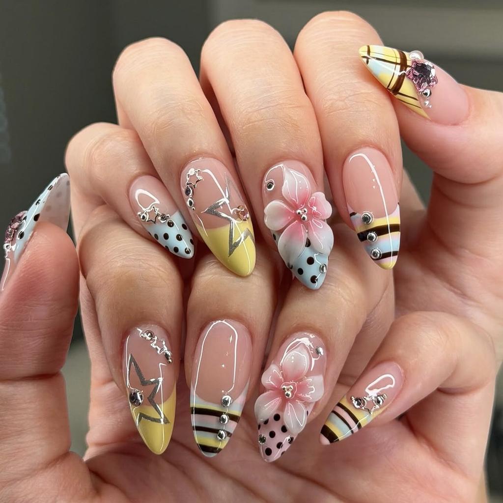 24Pcs Leopard Print Cat's Eye Nail Art Tip Long Almond Black Star Pattern Press on False Nails Pink Glitter Fake Nail Finished