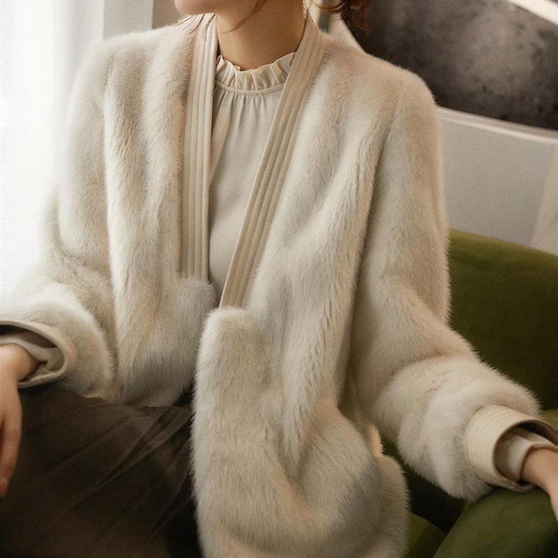 Plush Jacket Female Autumn Big Size Soft Comfortable Loose Imitation Mink Jacket Solid Color Cardigan Silky Jacket