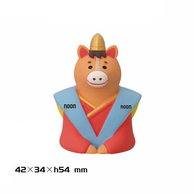 Japanese New Year Horse Zodiac Miniature: Cat Zakka Resin Craft Desktop Ornament