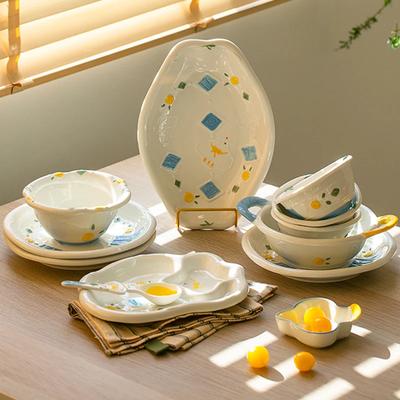 Креативна неправильна керамічна тарілка. Милі мультяшні вишукані обідні тарілки. Післяобідній чай. Десерт. Фрукти. Тарілка. Сніданок. Салатники.