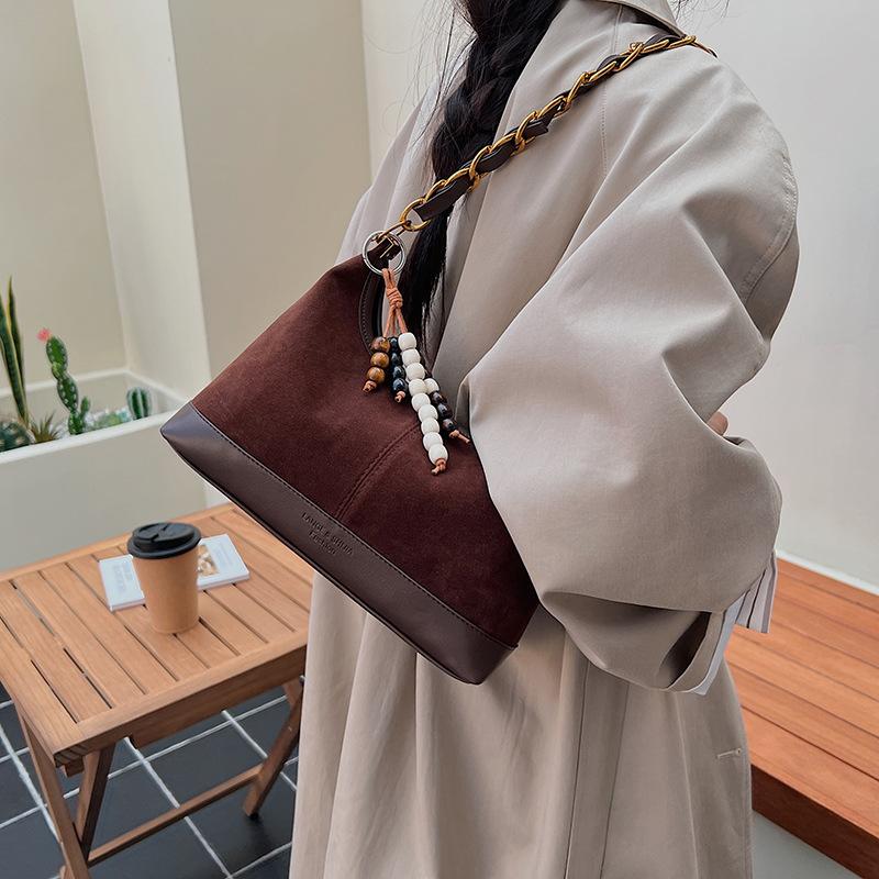 Korean Version Niche Chain Portable Bucket Bag Women's 2025 Autumn New Texture Versatile Trend Shoulder Messenger Bag