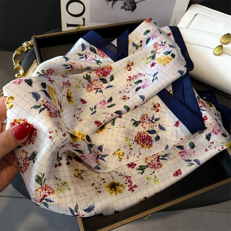 Fresh And Elegant Flower Square Scarf Simulation Silk Printing Silk Scarf Headscarf Women'S Spring And Summer Scarf Scarf Professional Scarf
