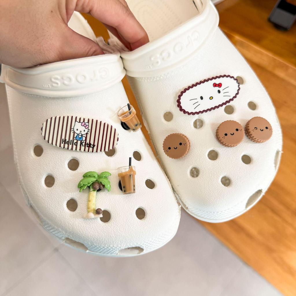 Hello Kitty Crocs Cute Cartoon Shoe Charms: DIY Detachable Decorations