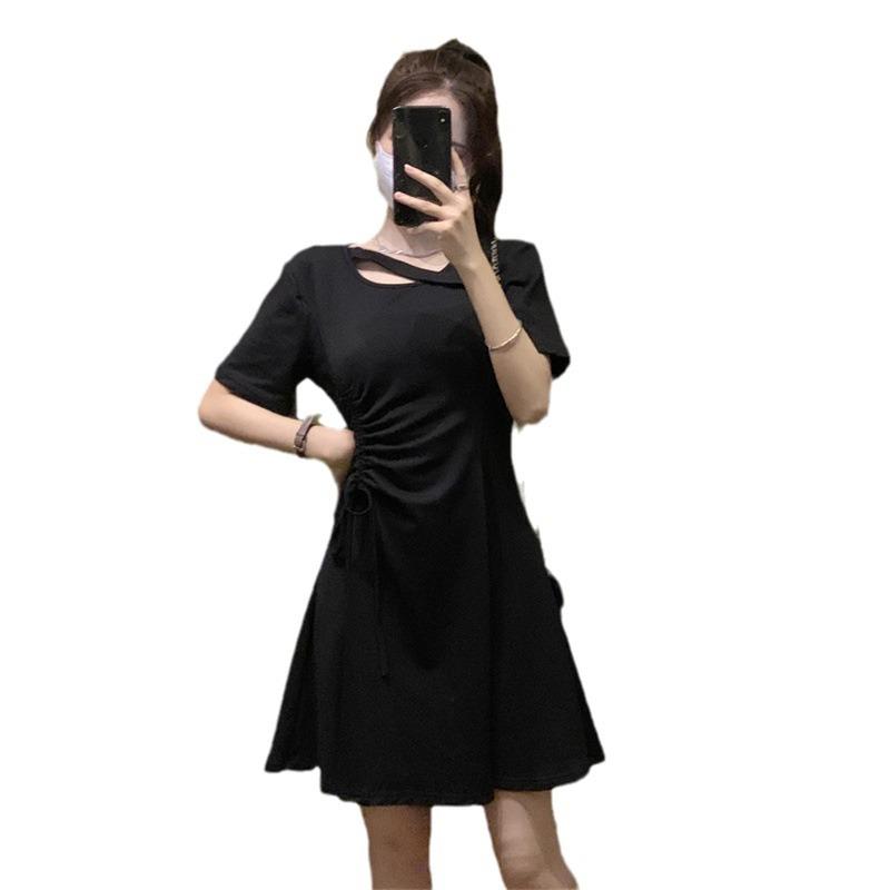Women's Sweet Spicy Wind Short-sleeved Dress Spring Summer French Retro Holiday Travel Slim-fit Dress