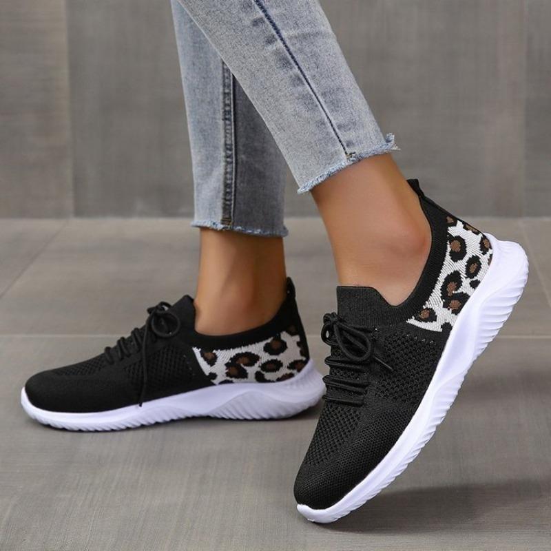 Flying Woven Women's Shoes Spring New Leopard Print Flying Woven Flat-bottomed Mesh Breathable Casual Sports Shoes Women