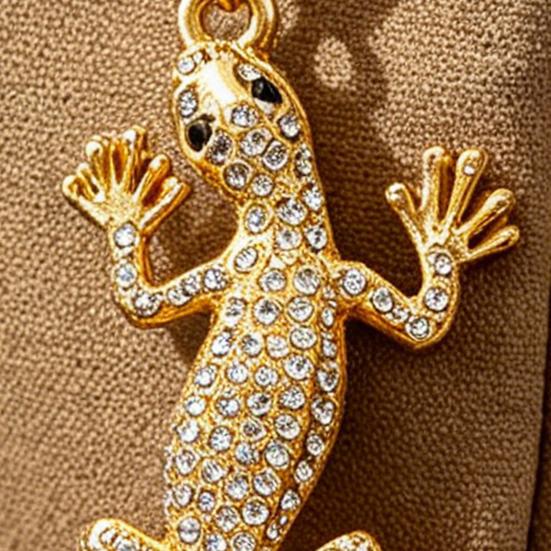 Keychain Pendant Sparkling Rhinestones Gecko Shape Zinc Alloy Key Holder with Electroplated Lobster Clasp Backpack Accessory