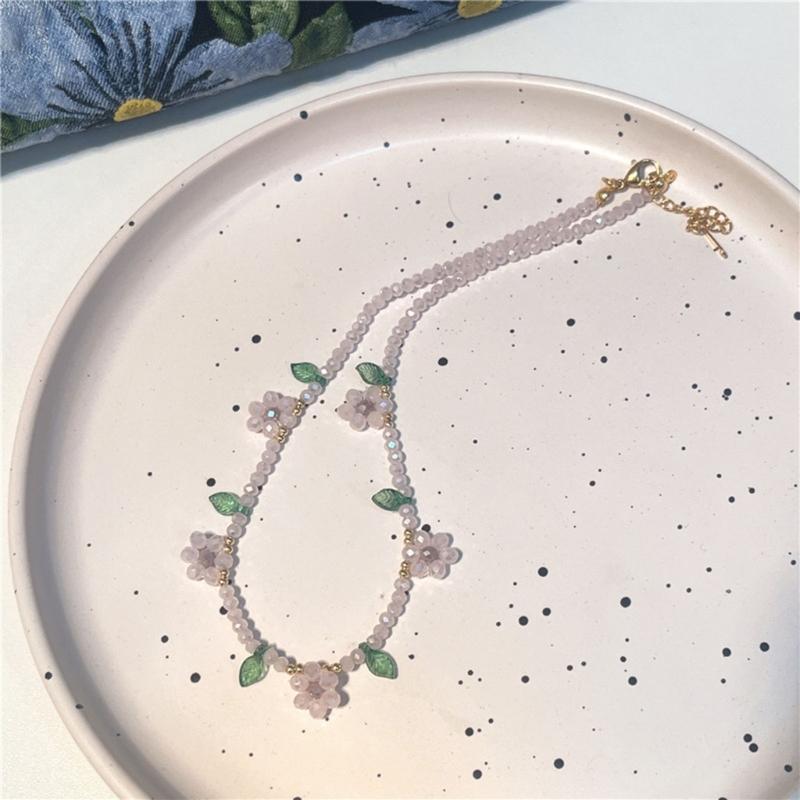 Flower Beaded Necklace Flower Pendant Necklace Chain Necklace Bead Necklace Party Accessories Gift for Women Girlfriends