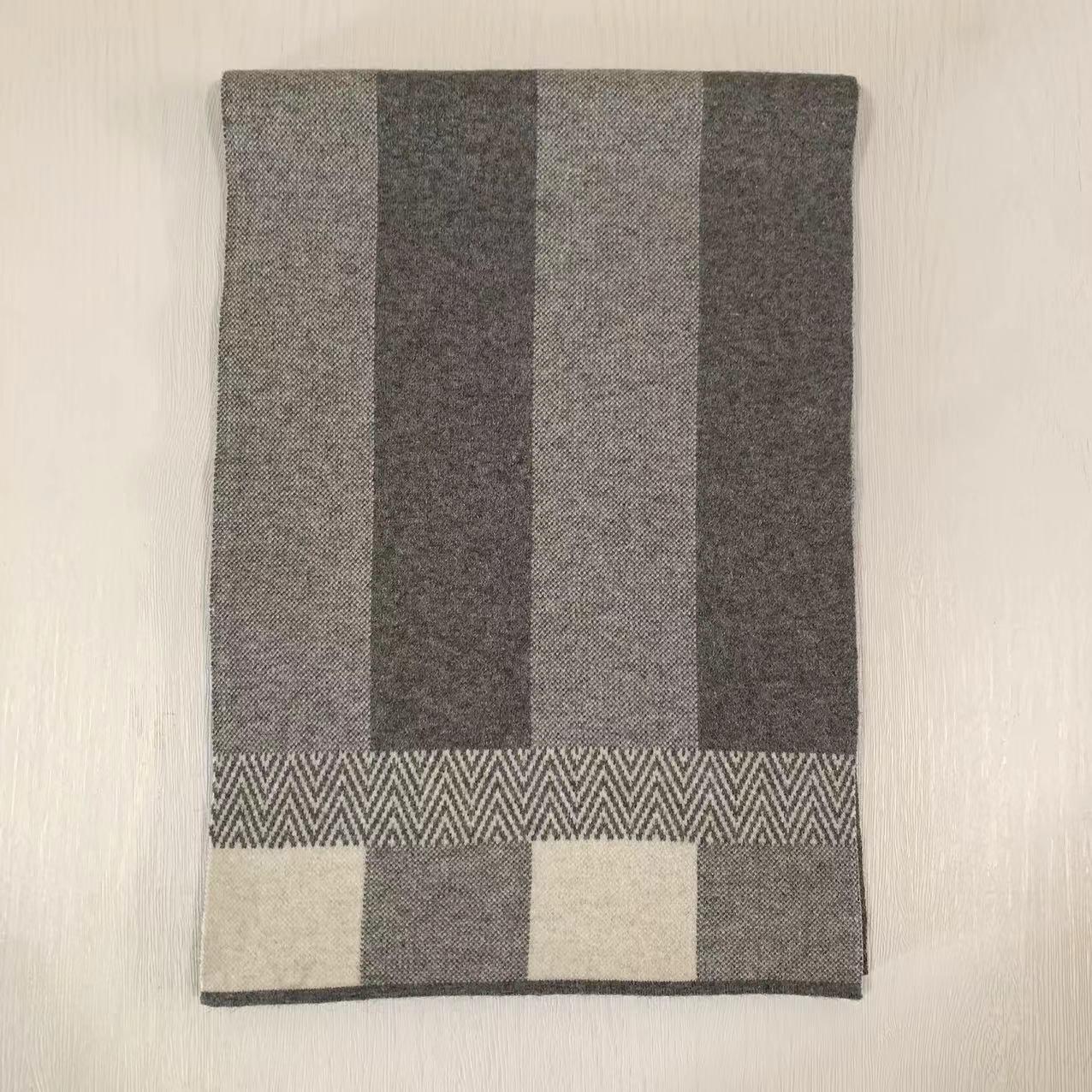 

New Men s Cashmere Plaid Jacquard Snood Scarf for Autumn and Winter 175cm+