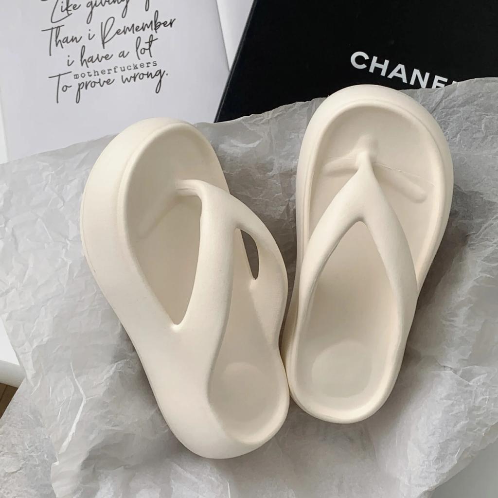 Strand Slippers Dames Slippers Zomer Antislip Clipteen Wolk Slippers Vrouw Zachte Zool EVA Anti-geur Platform Sandalen