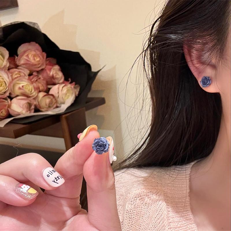 10Pcs 2026 New Purple Rose Earrings Light Luxury Simple and Versatile Compact and Elegant High End and Gentle Earrings PURPLE