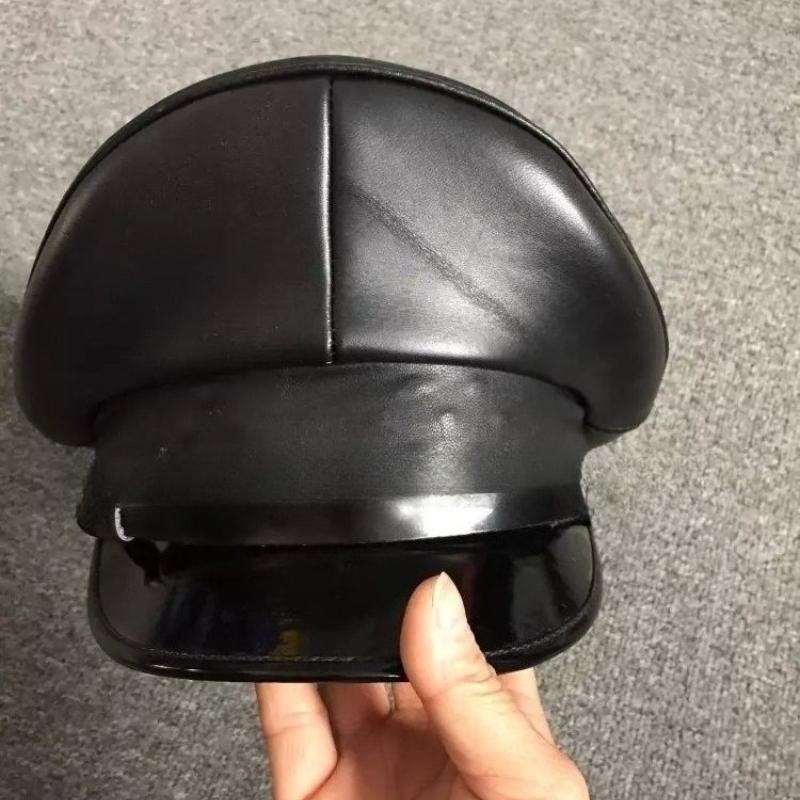 

New Women Men Leather Military Hat Germany Officer Visor Cap Army Hat Cortical Police Cap Cosplay Halloween Party Hat 57-61cm 61cm чорний