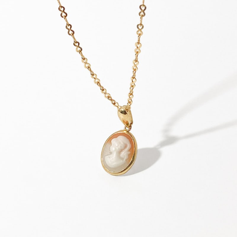 MAYBETOI 14k Verlaufs-Kamee-Münzanhänger-Halskette