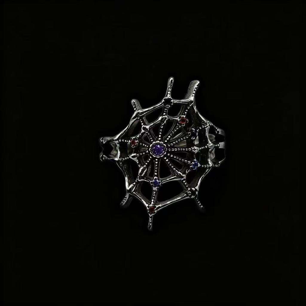 Ring Retro Spider Web Ring Bloody Mary Hollow Ring Halloween Dark Ring