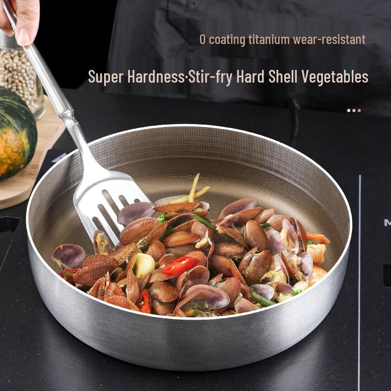 ZISIZ Portable Camping Titanium Frying Pan with Lid