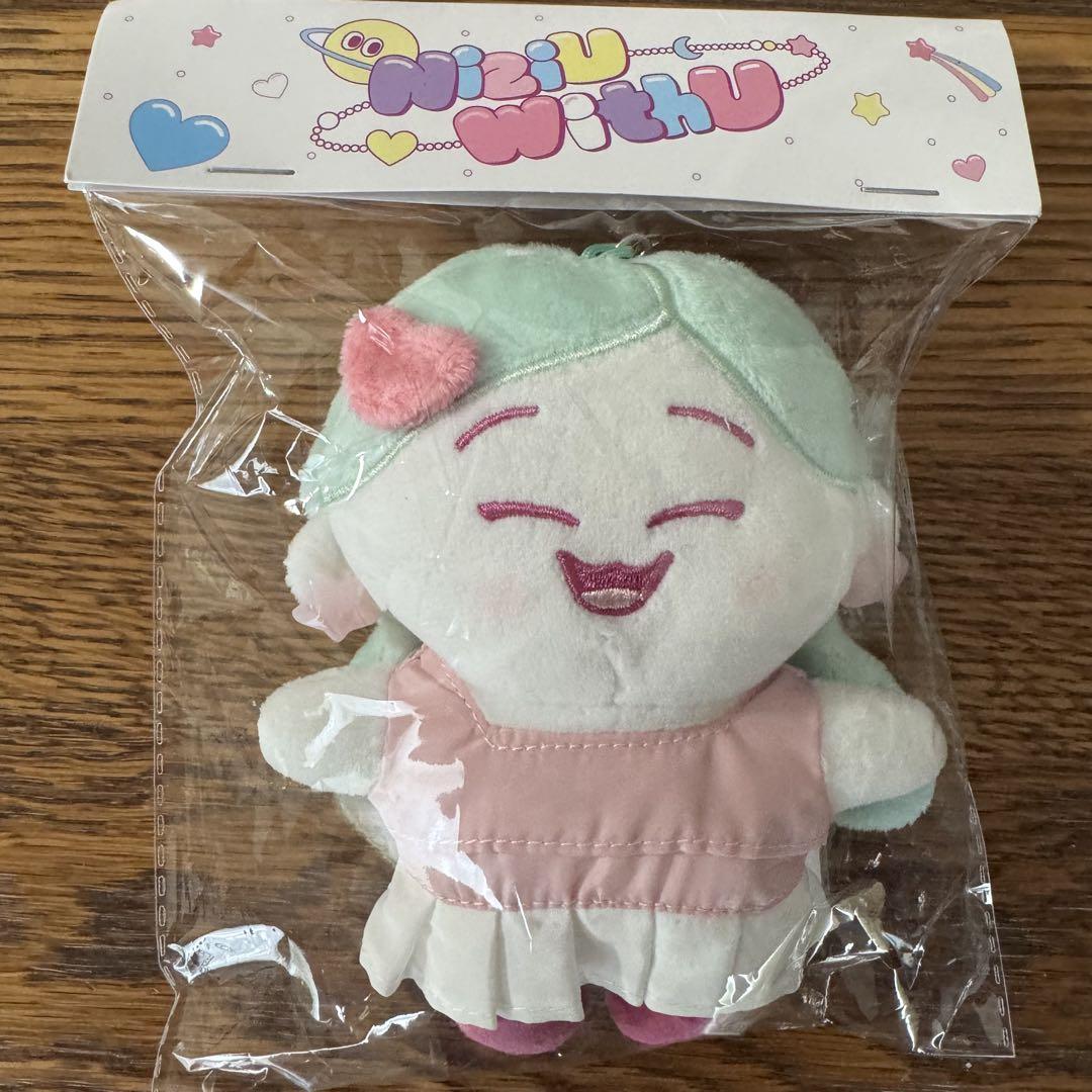 

[USED] NiziU universe Mayuka bag charm
