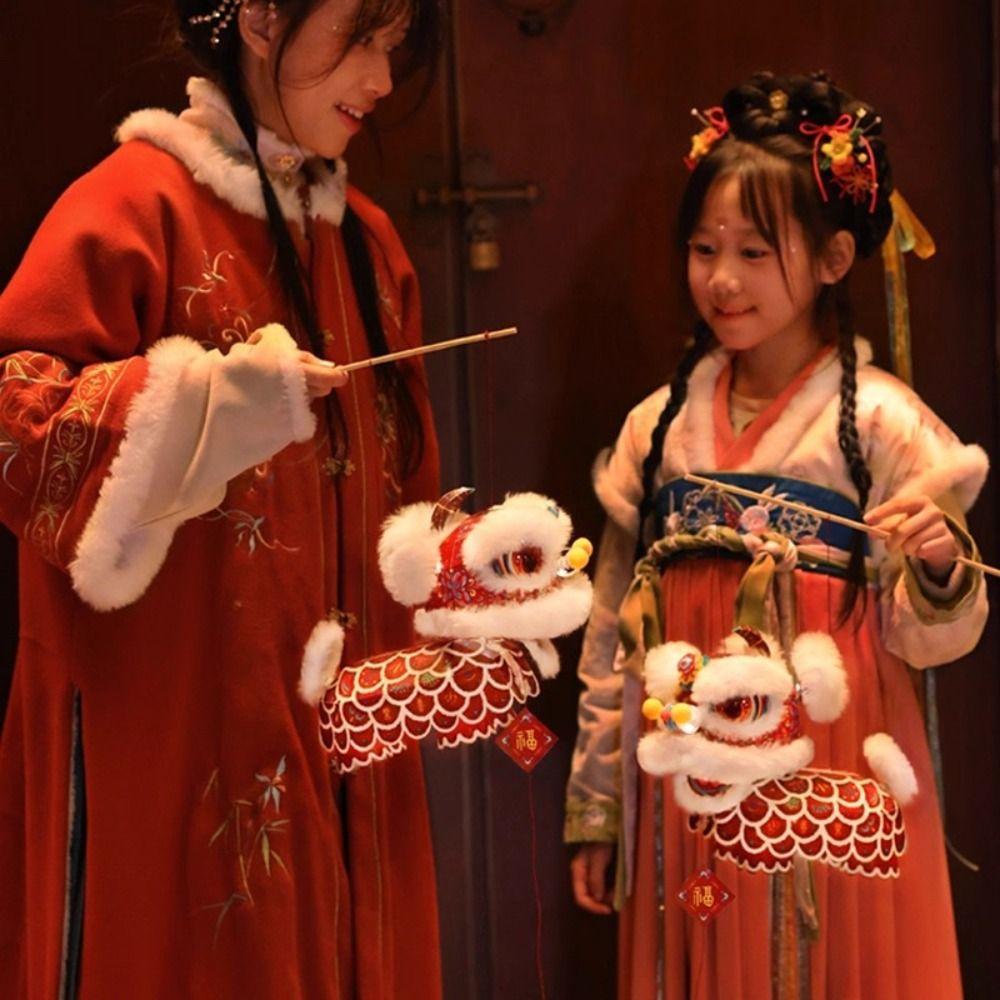 Handmade Lion Dance Lantern Chinese Style Ancient Luminous Lantern Spring Celebration