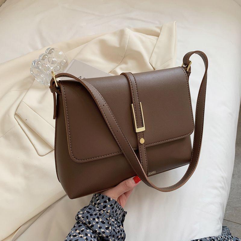 

Premium retro bag new bag women s bag autumn versatile messenger bag large capacity shoulder armpit bag