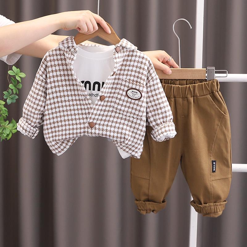 

2025 Autumn Boys Houndstooth Long Sleeve Three-Piece Set with Casual Denim Pants 120 cm кофейный