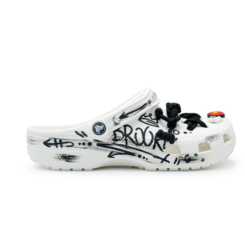 Crocs Classic clog EVA comfortable and stylish simple commuter hole shoes for men and women white