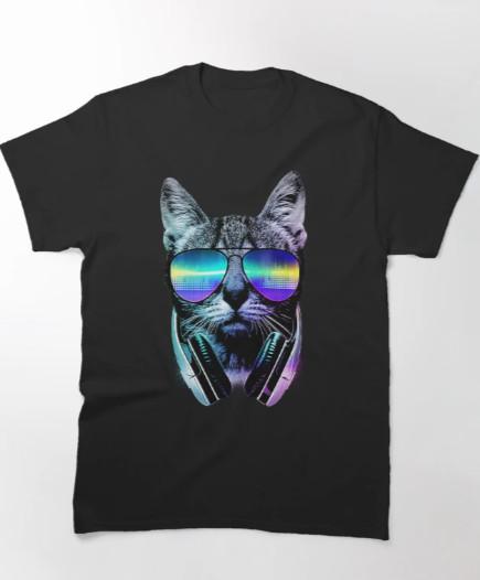 

Music Lover Cat Classic T-Shirt XL