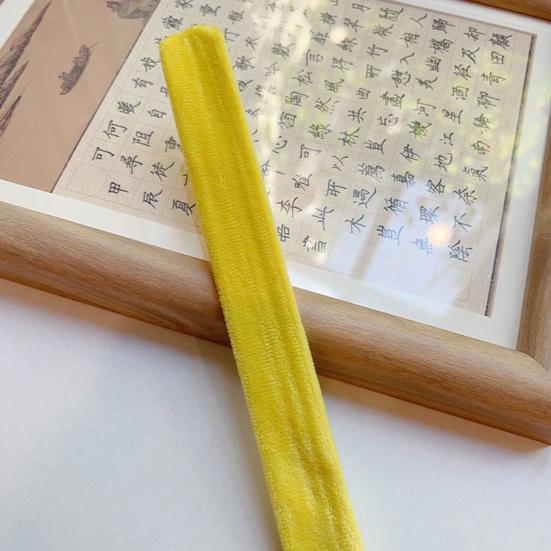 2 ks Plyšový náramek Automatická adsorpce Barevný náramek Prstenovitý náramek Hračka pro úlevu od stresu DIY Zapínací hračka Náramek