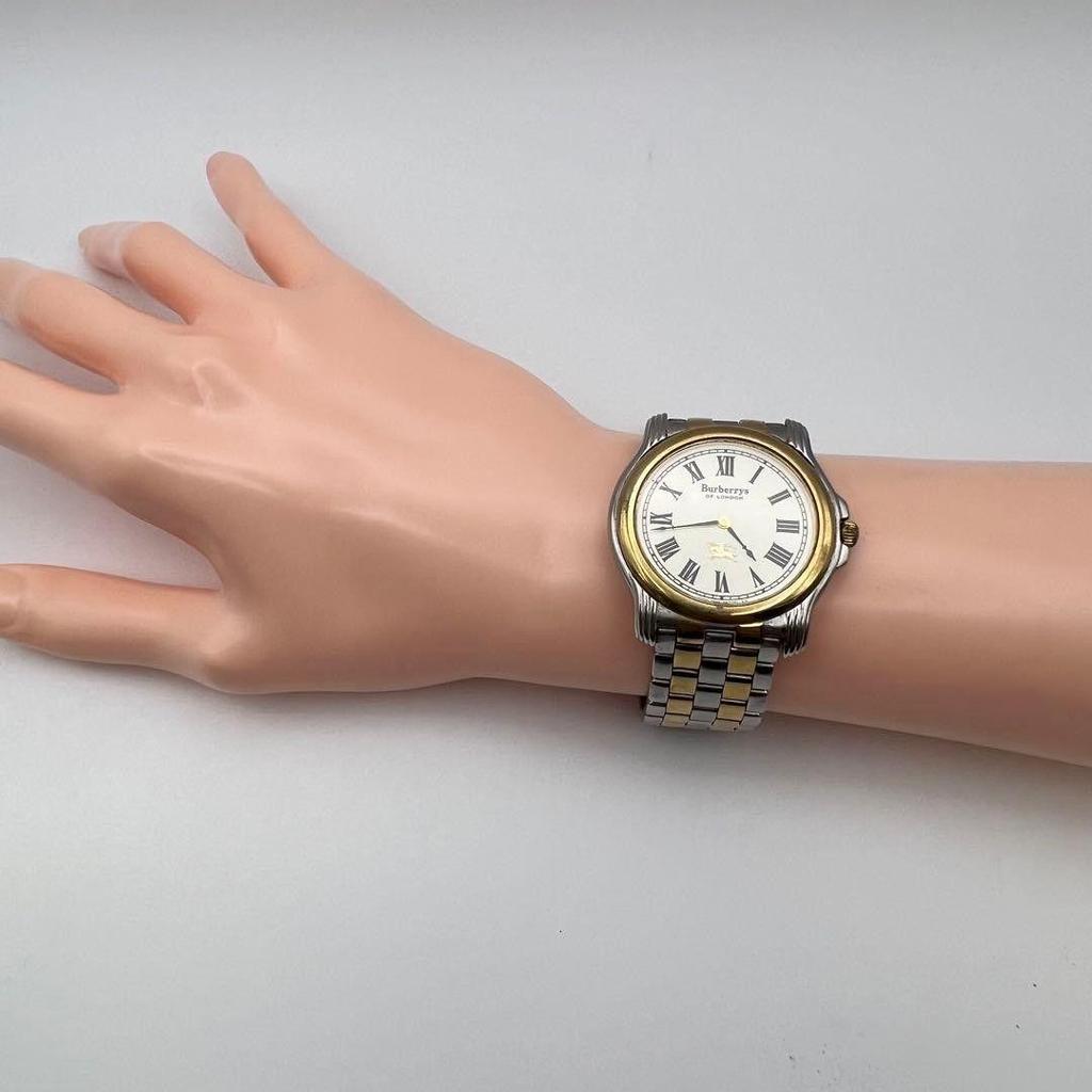 Used [Good Condition] Burberry Vintage Watch Gold Silver Knight A55 on Horseback