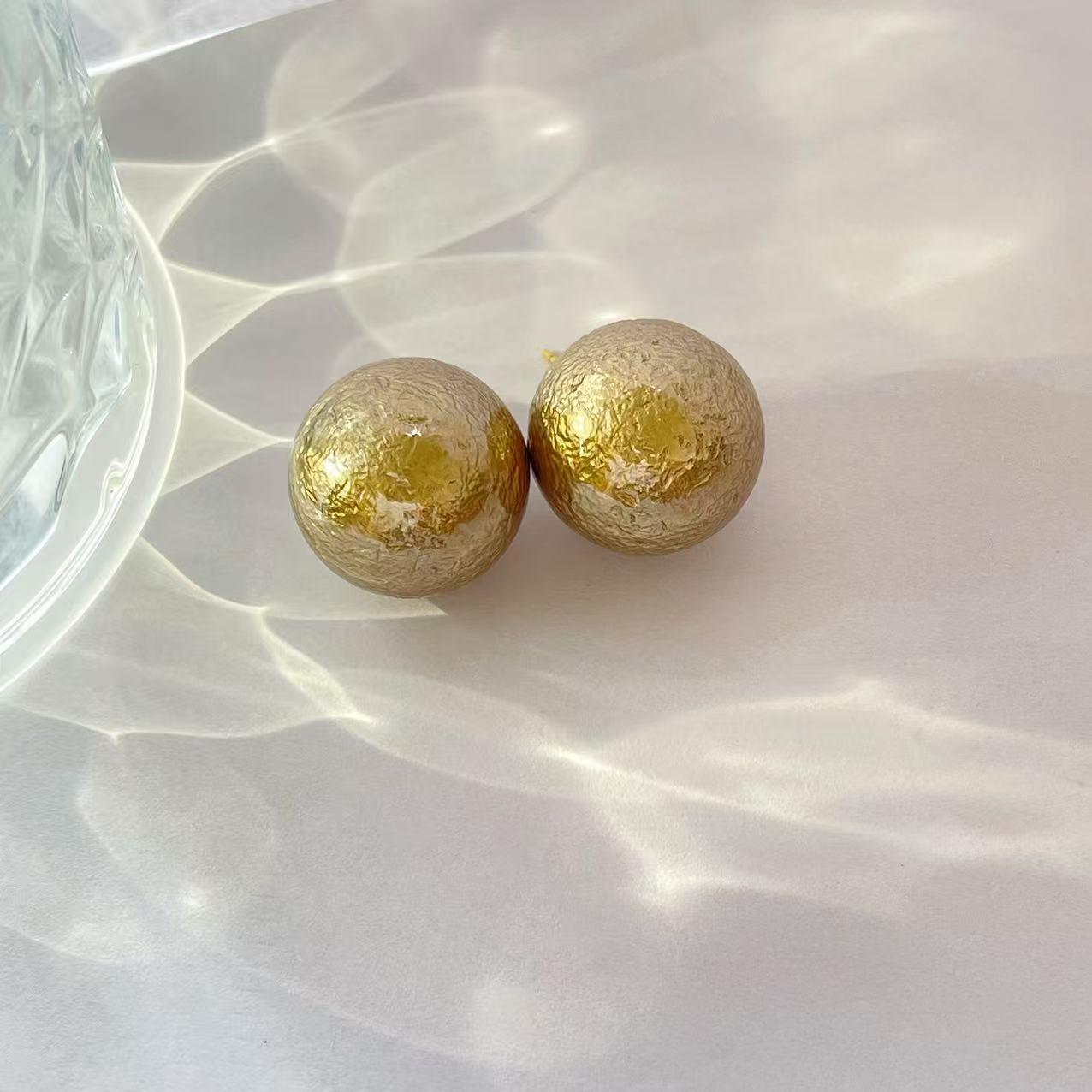 Elegant Korean-Style Cotton Pearl Stud Earrings - High-End S925 Niche Design 20MM