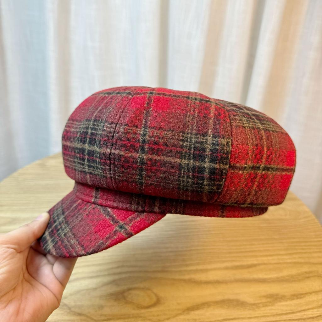 Red Plaid Woolen Octagonal Hat for Women, Autumn and Winter British Retro Beret, New Vintage Newsboy Cap