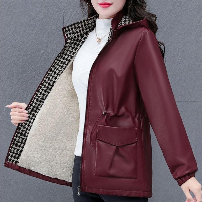 

Женская кожаная куртка на флисовой подкладке Осенне-зимняя повседневная ветрозащитная куртка средней длины с капюшоном из ПУ кожи 4XL вино красного
