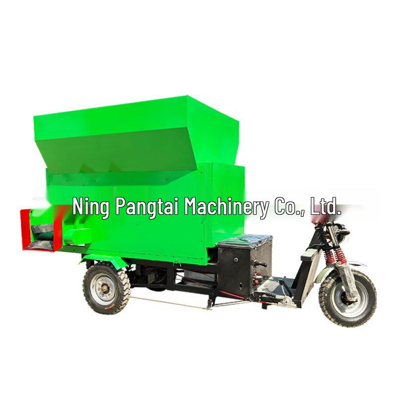 Electric 3m³ Silage Spreader Feeder Cart for Cattle & Sheep Farms