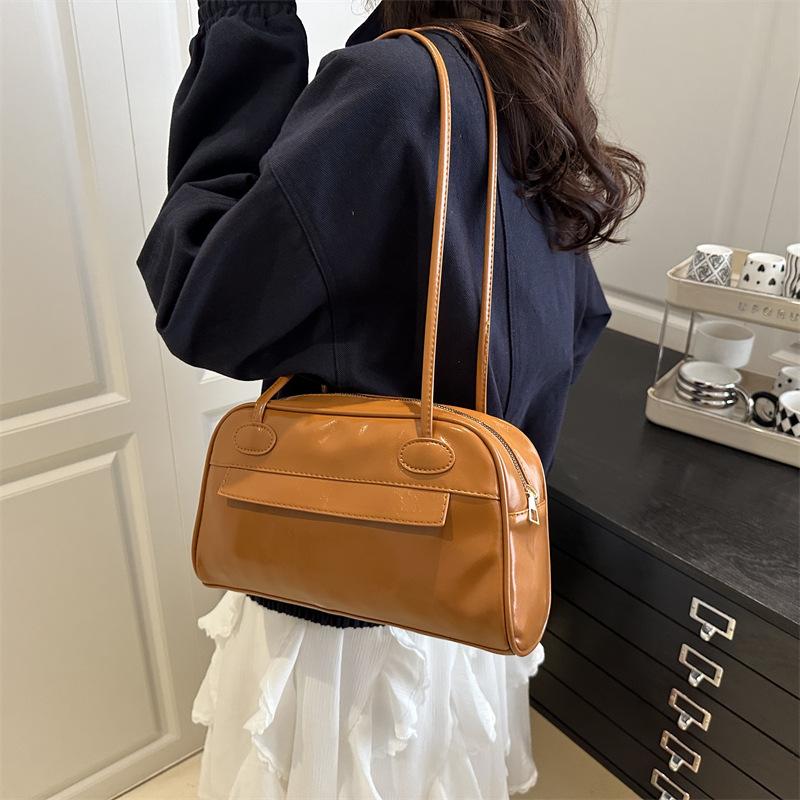 Trendy Fashion Texture Underarm Bag Women's 2025 New Autumn and Winter Casual Versatile Hand Bag Commuter Shoulder Bag Tide