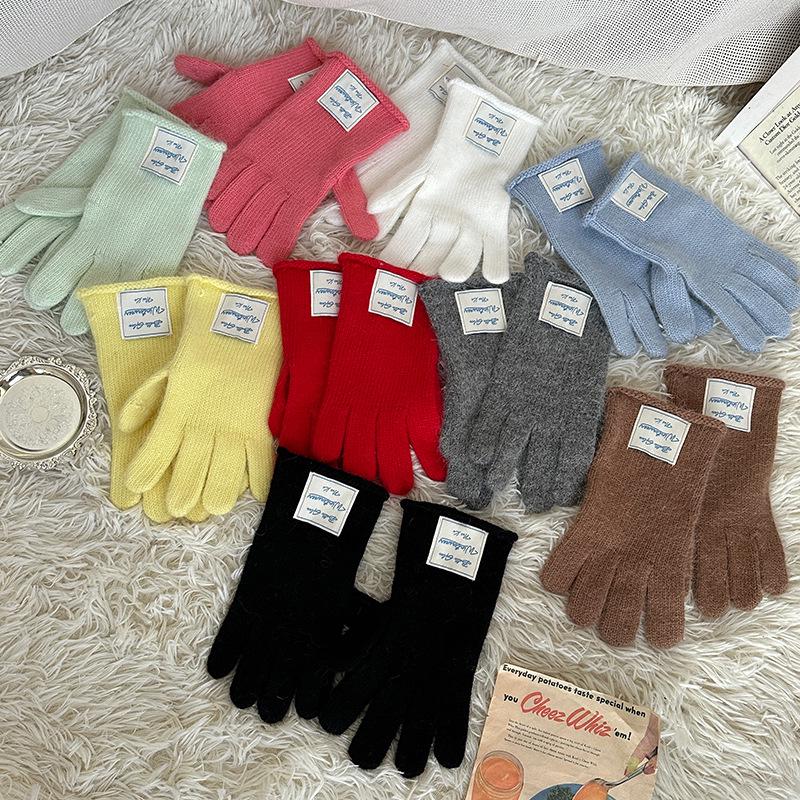 Nianke Women's Red Angora Knit Gloves - Winter Warm, Touch Screen Compatible, Five-Finger Design, and Cold-Proof for Christmas and New Year.