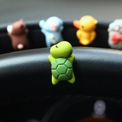 Roztomilé ozdoby na auto Středová konzola na displeji Displej Dekorace interiéru auta Želva Roztomilý přívěsek Panenka Dívka
