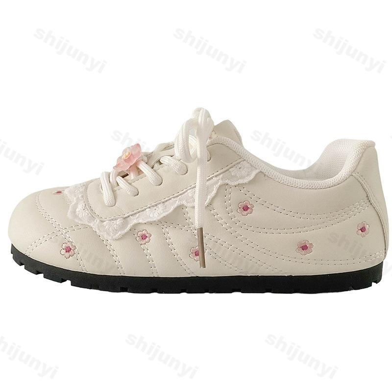 Fashion Autumn Women Casual Sports Shoes 2025 Comfortable Anti Slip Outdoor Vulcanized Shoes Flower Lace Up Fashion Running Flat Shoes