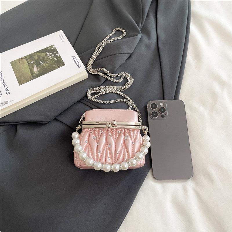 Bag women's bag 2025 autumn new Korean version fashion pleated shoulder bag pearl portable mini square bag