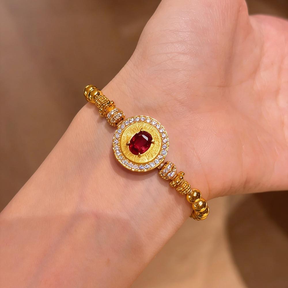 

Vintage Brushed Gold Plated Micro Pigeon Egg Pigeon Blood Ruby Bracelet Blue Spinel Elastic Rope Women Jewelry