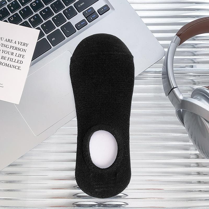 Men's Summer Thin Mesh Breathable Boneless Invisible Socks Silicone Non Slip Heel Socks