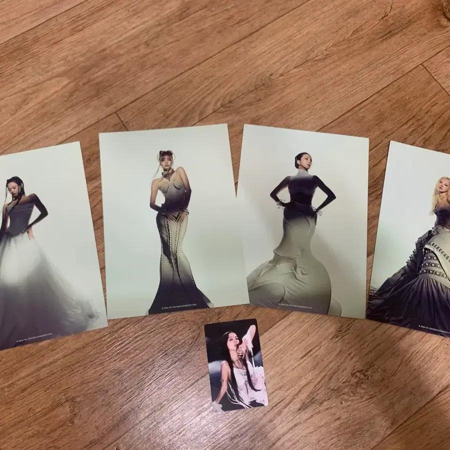 National Museum of Korea x BLACKPINK Postcard + Jisoo photocard