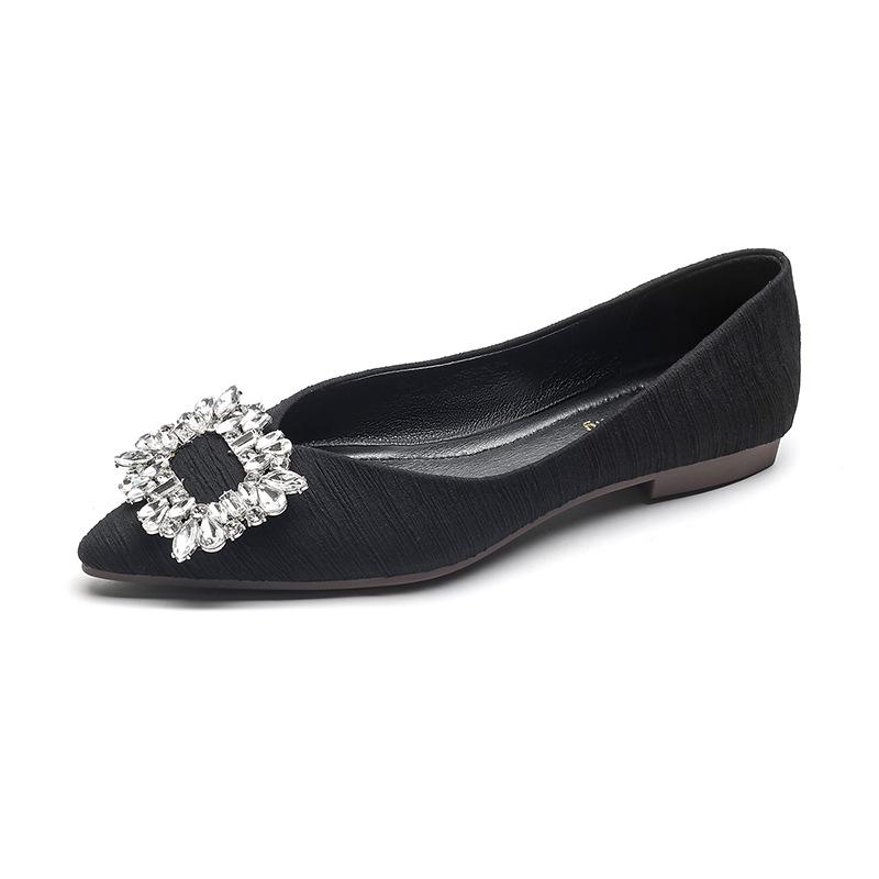 Weiwei Girl Rhinestone Pointed Toe Flats - Elegant Soft Sole Plus Size Shoes for Women