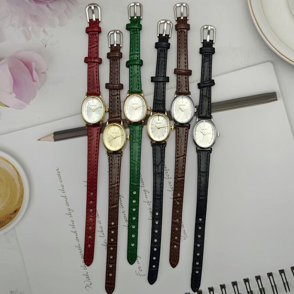 Oval Women's Leather Strap Quartz Watch – Elegant and Stylish Design