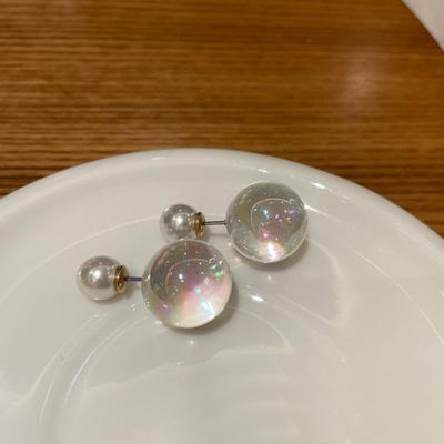 Orecchini a perno con sfera di vetro trasparente colorata da sogno, orecchini di nicchia di lusso leggero, eleganti e alla moda, squisiti e versatili